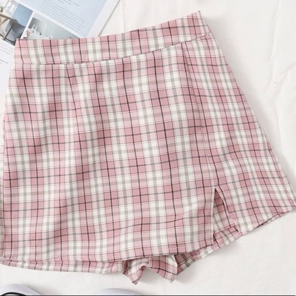 SHEIN Pants - NEVER WORN - Split Hem Skort